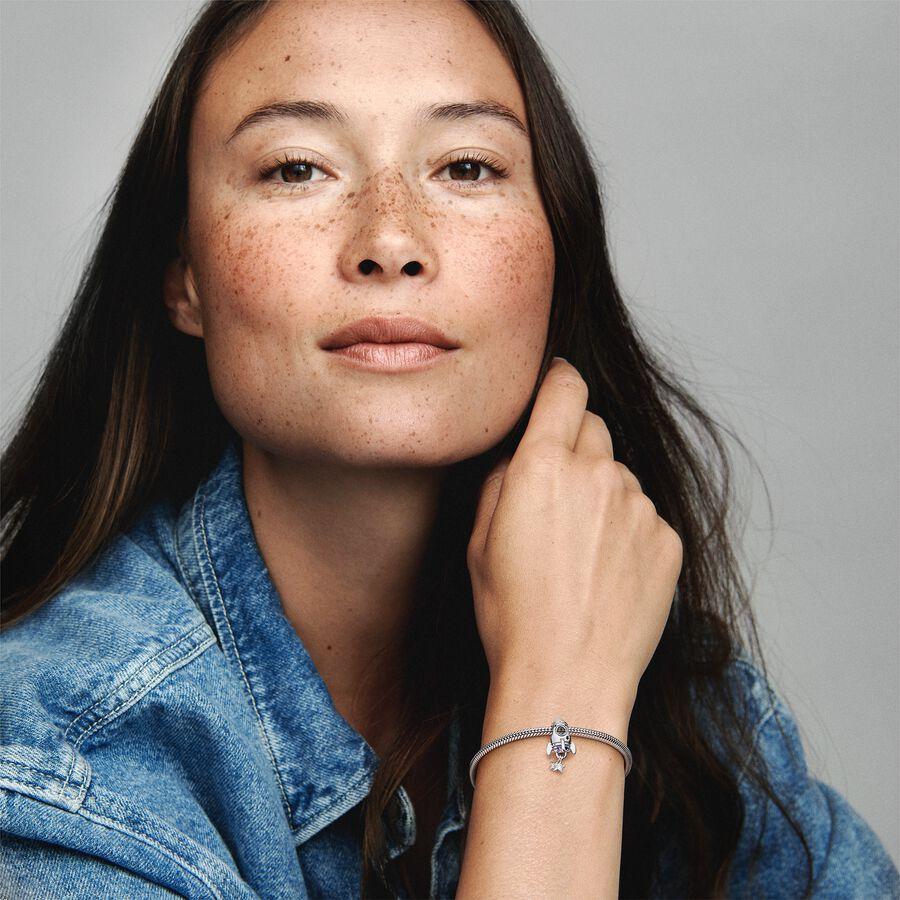 Шарм Кохаю тебе до місяця і назад